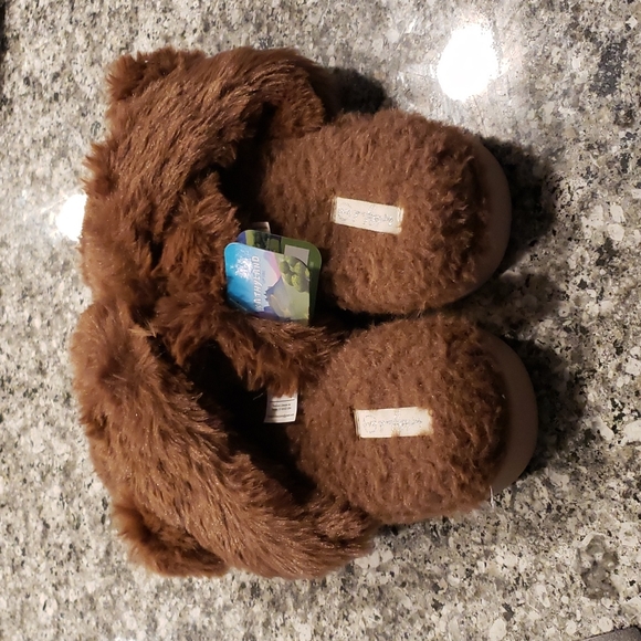 Kathyland Shoes Nwt Kathyland Plush Memory Foam Slippers Poshmark